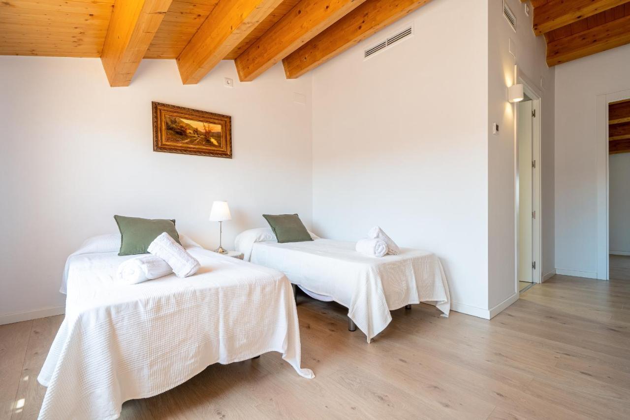 Hauzify I Apartaments Montblanc Bagian luar foto