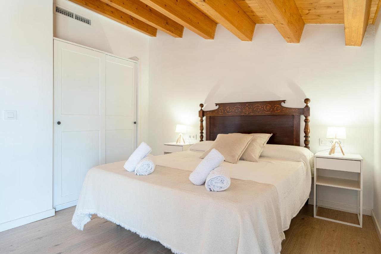 Hauzify I Apartaments Montblanc Bagian luar foto